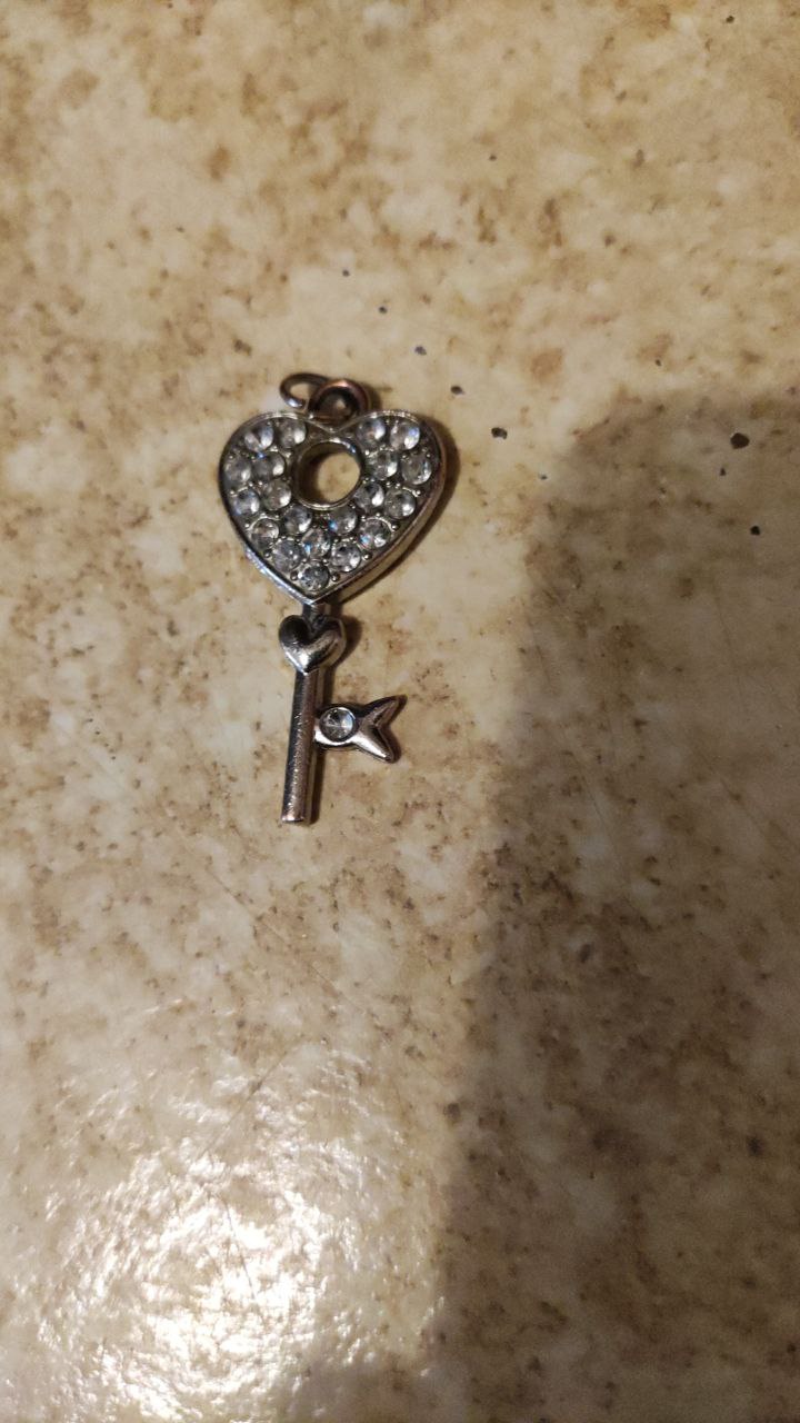 ciondolo a forma di cuore